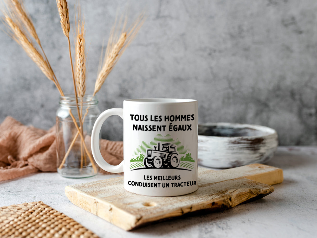 Tasse à café - Tous les hommes naissent égaux, les meilleurs conduisent un tracteur