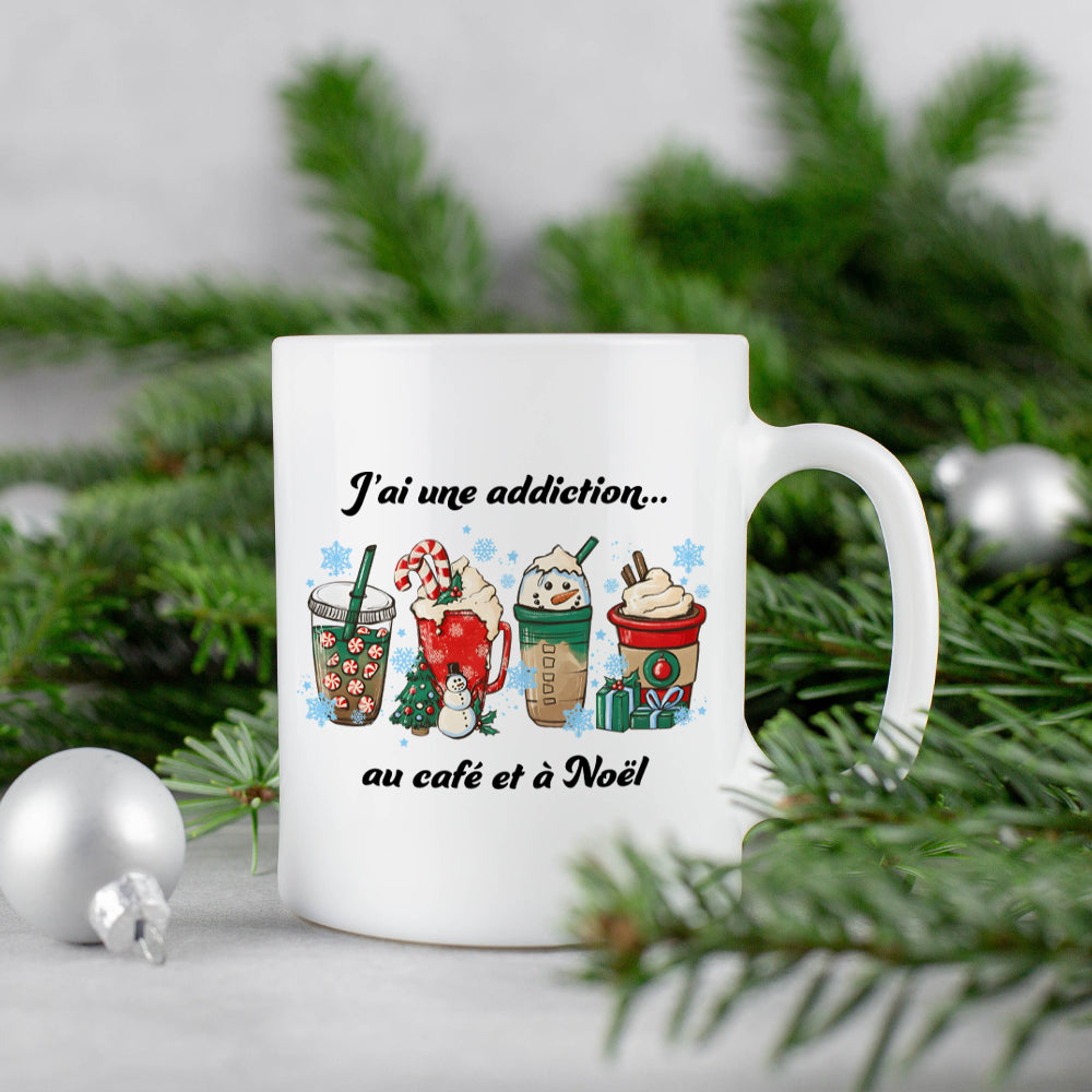 Tasse à café - J'ai une addiction au café et à Noël