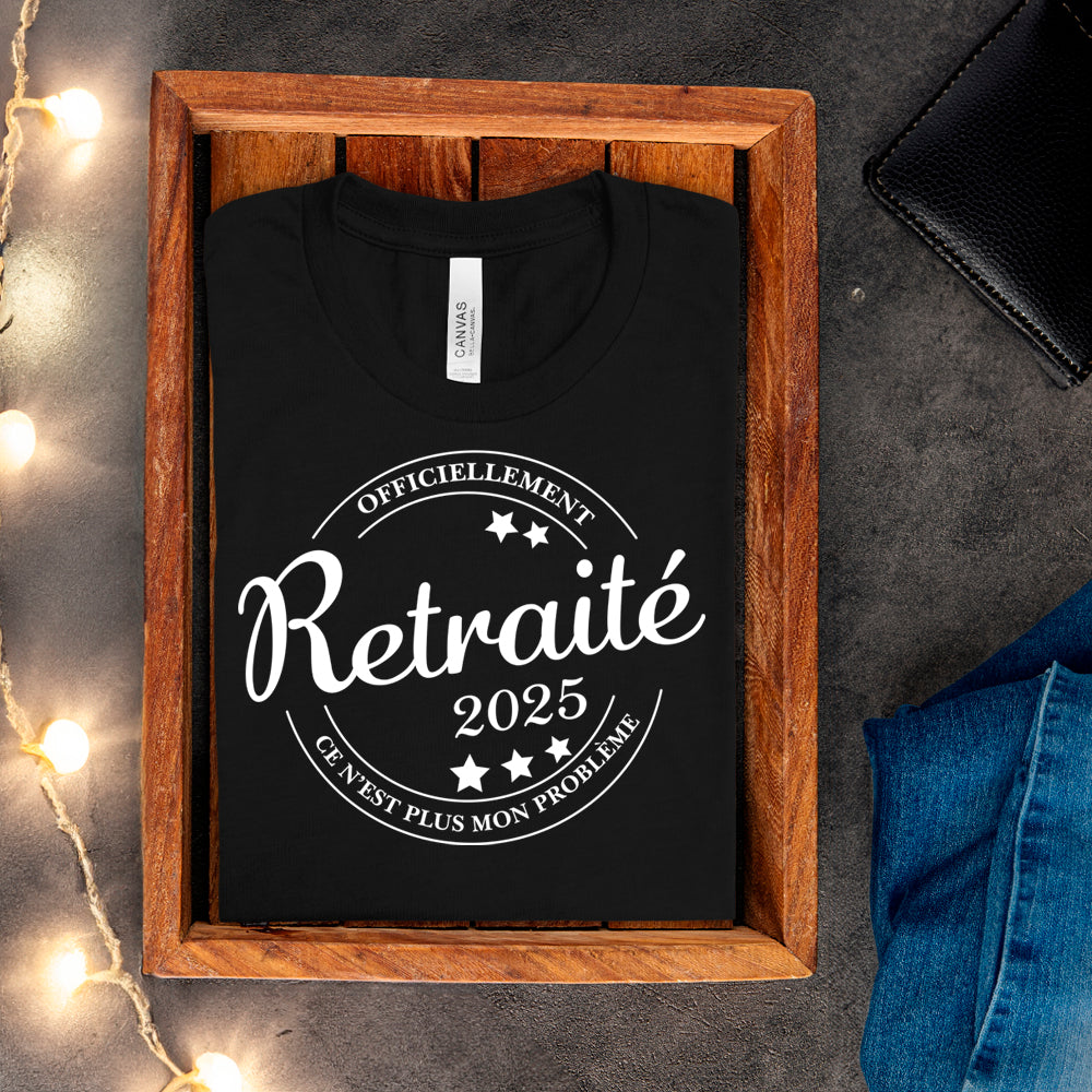T-shirt - Officiellement retraité(e) - À personnaliser