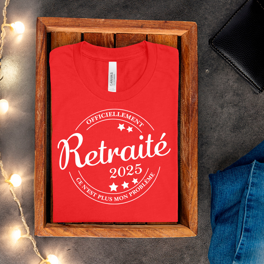 T-shirt - Officiellement retraité(e) - À personnaliser