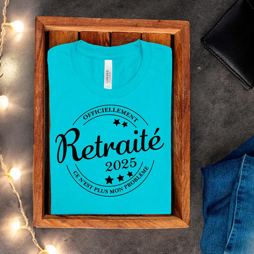 T-shirt - Officiellement retraité(e) - À personnaliser